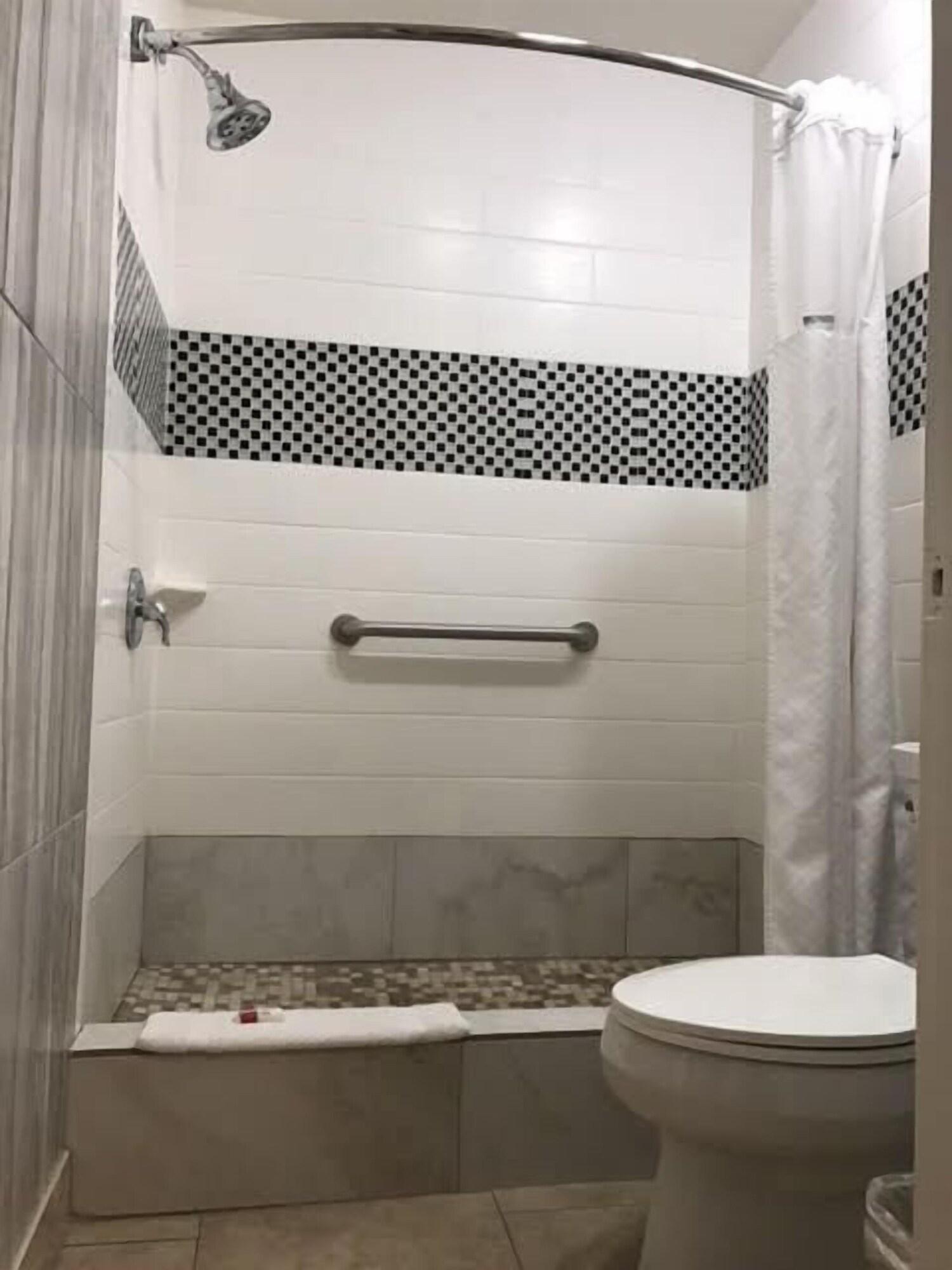 Super 8 By Wyndham Mcallen-Downtown-Airport-La Plaza Mall Luaran gambar