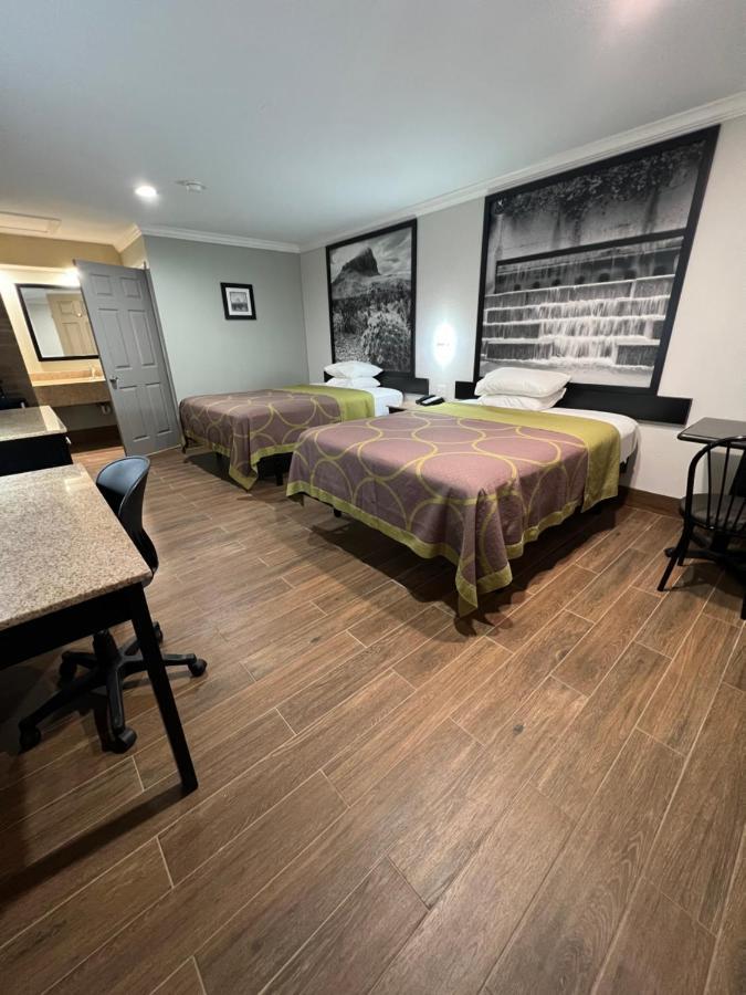 Super 8 By Wyndham Mcallen-Downtown-Airport-La Plaza Mall Luaran gambar
