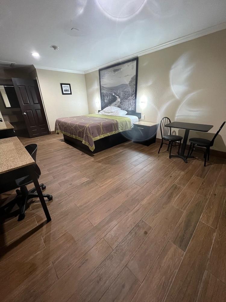 Super 8 By Wyndham Mcallen-Downtown-Airport-La Plaza Mall Luaran gambar