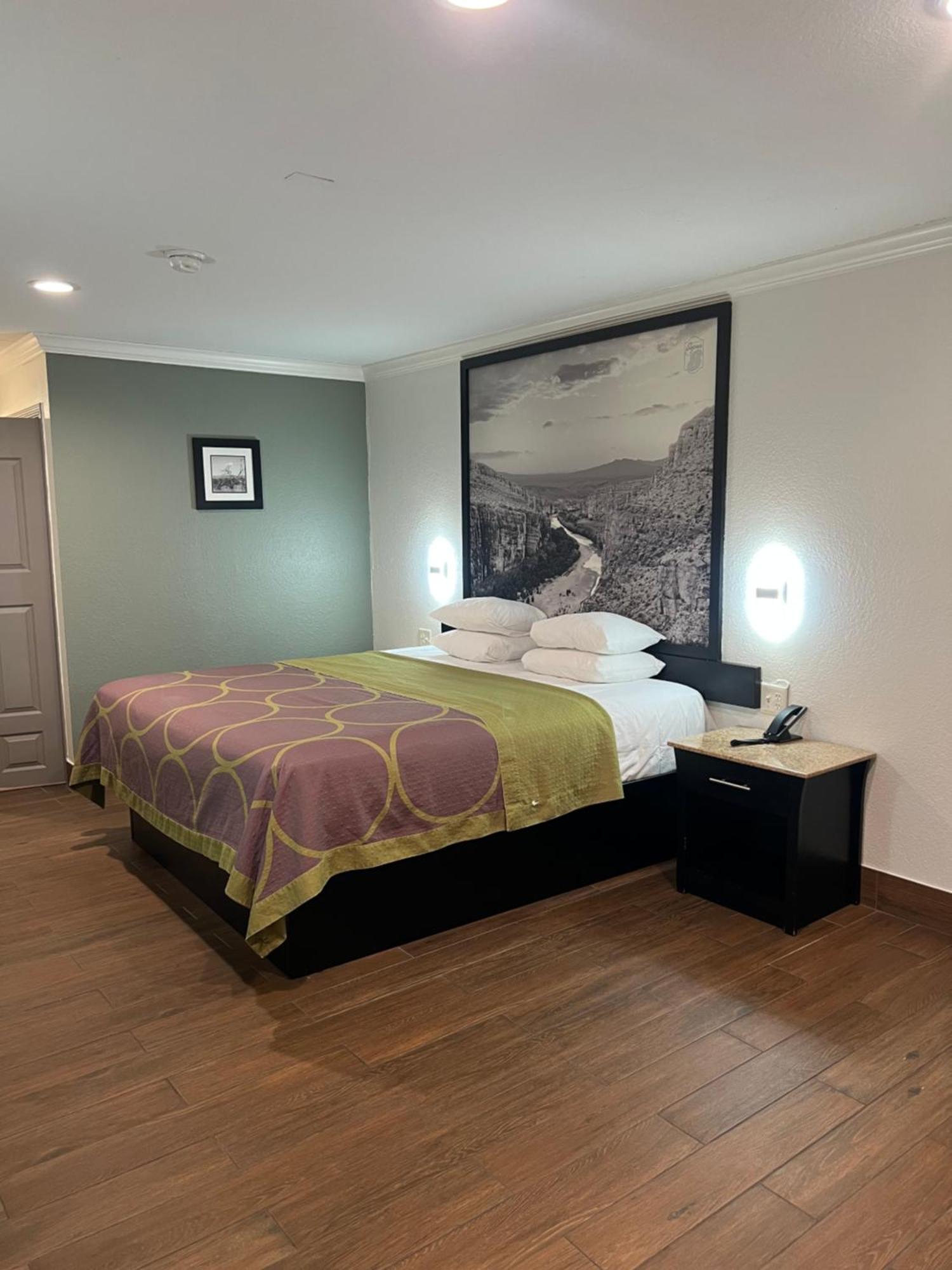 Super 8 By Wyndham Mcallen-Downtown-Airport-La Plaza Mall Luaran gambar
