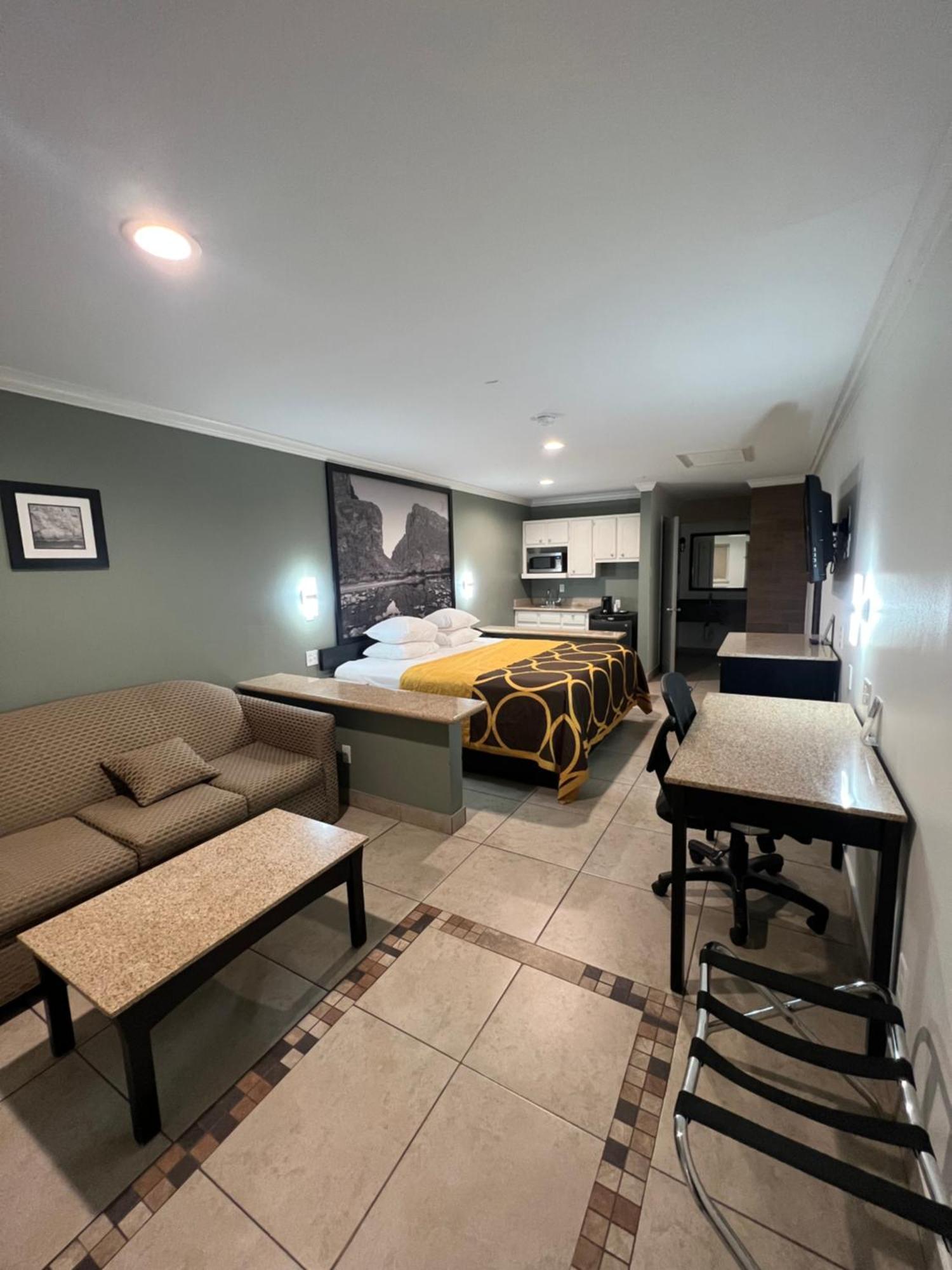 Super 8 By Wyndham Mcallen-Downtown-Airport-La Plaza Mall Luaran gambar