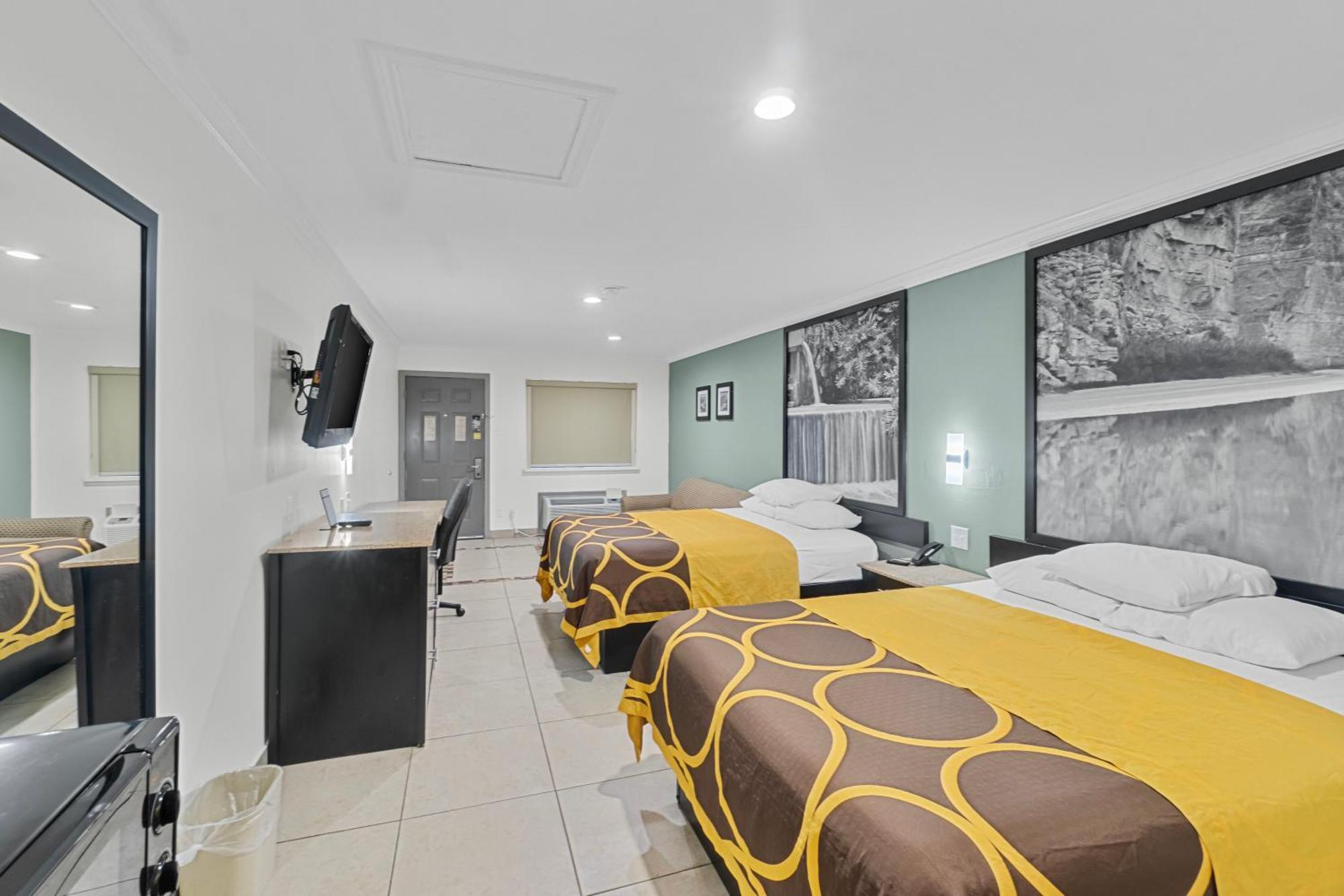 Super 8 By Wyndham Mcallen-Downtown-Airport-La Plaza Mall Luaran gambar